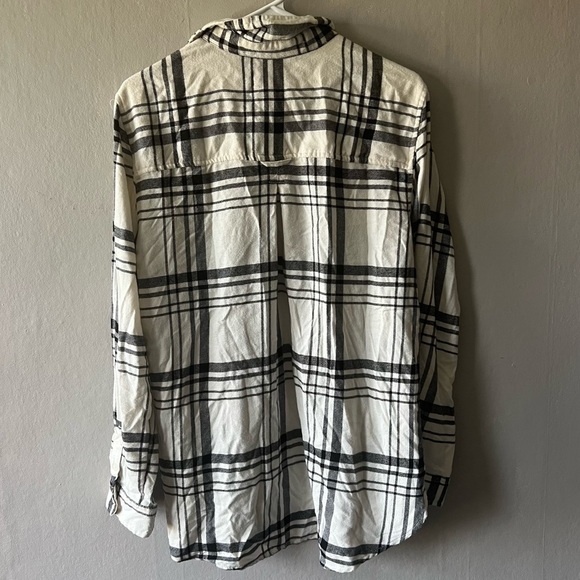 🛍️ American Eagle AHHmazingly Soft Boyfriend Fit Plaid Button Up Size Large - Picture 4 of 5